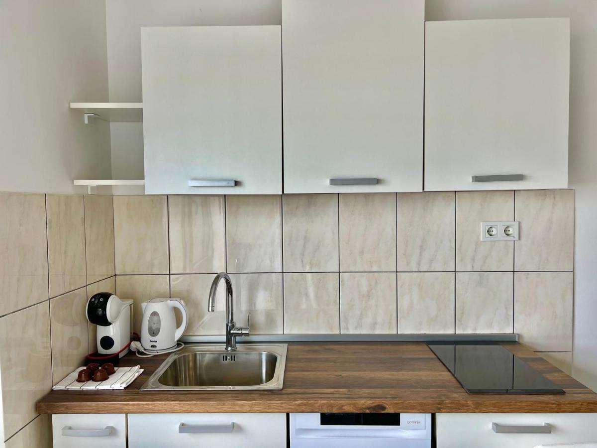 Apartman Velly Jadranovo Esterno foto